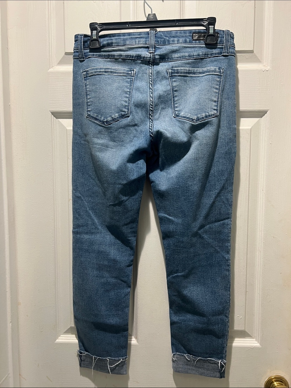 Kenneth Cole Light Blue Cropped Stretch Jeans - Picture 8 of 12